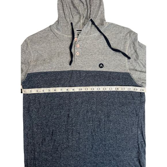 Airwalk Men’s Medium Long Sleeve Hoodie Henley Pullover Gray Navy Colorblock - Picture 10 of 12